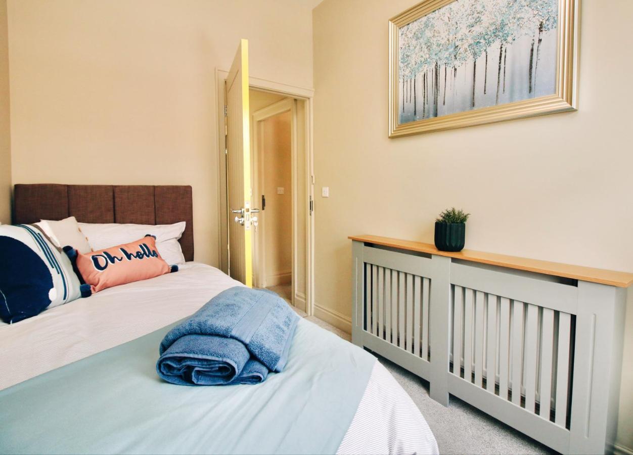 Xxhot Tubxx 4Bed Semi, Sleeps 8, 2 Bathrooms 黑潭 外观 照片